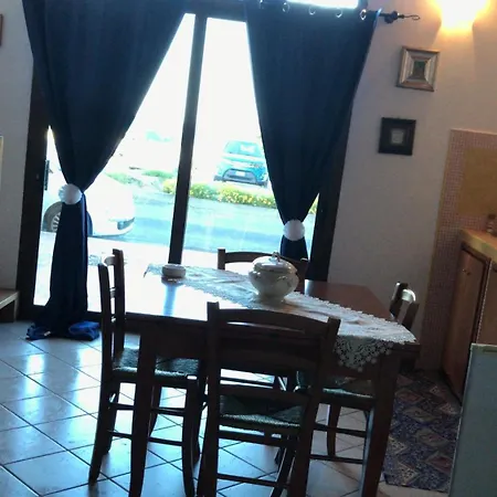 La Baita Al Mare Apartment *